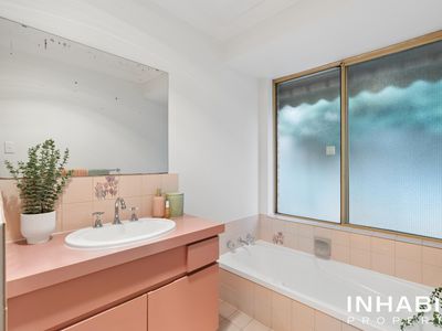 12 Sharpe Way, High Wycombe