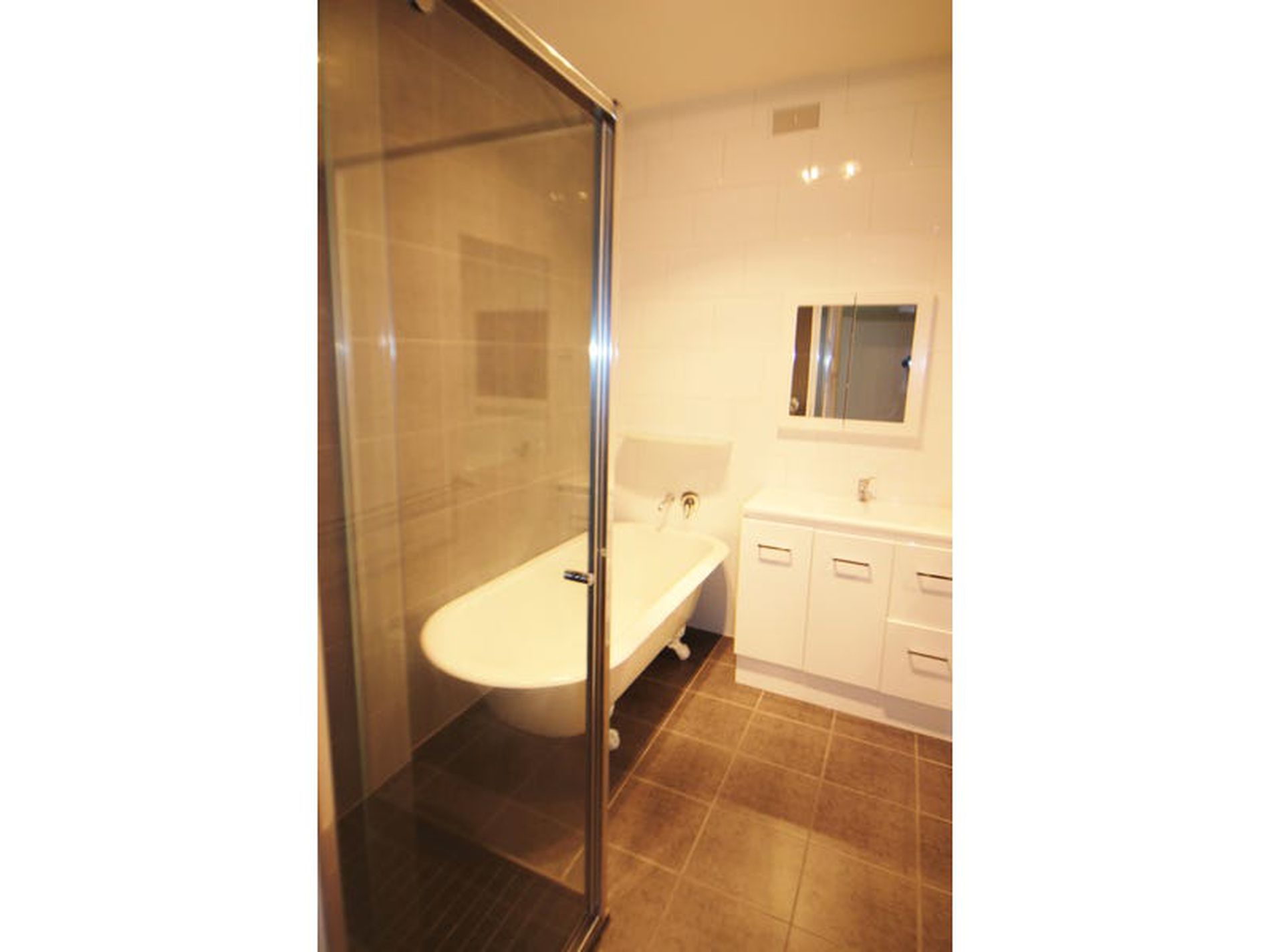 1 / 291 Wilsons Road, St Albans Park