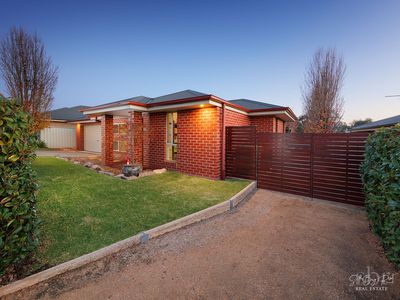 38 BREMER AVENUE, Leneva