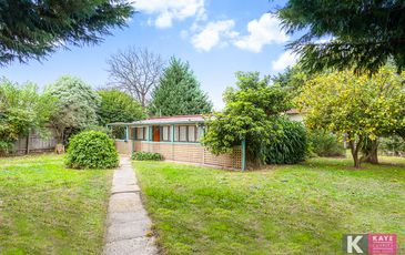 2 Hudson Street, Beaconsfield