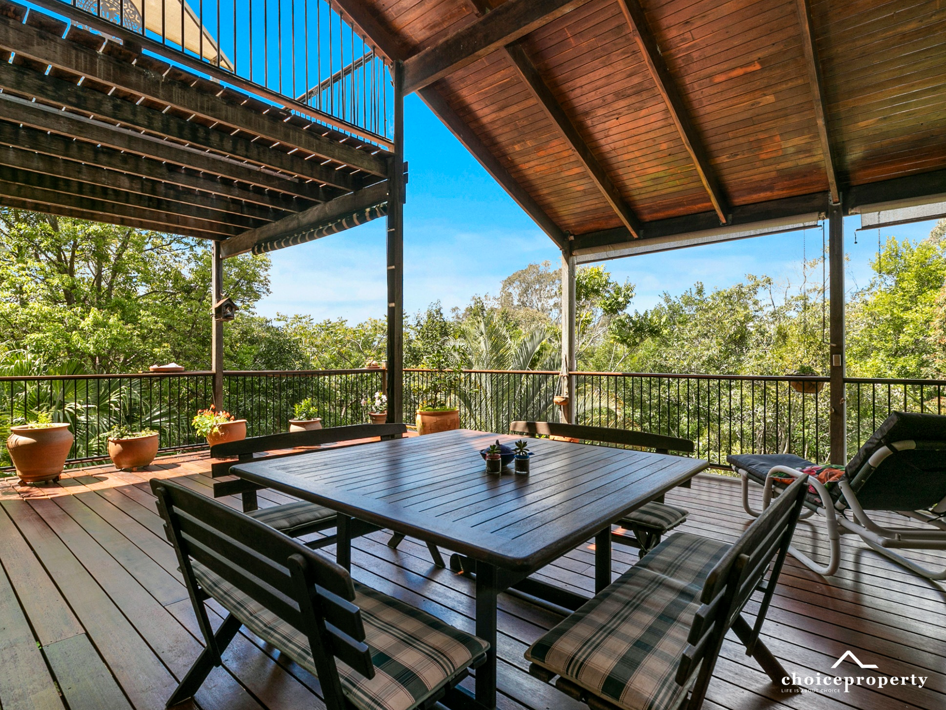 16 Bartle Frere Court, Doonan