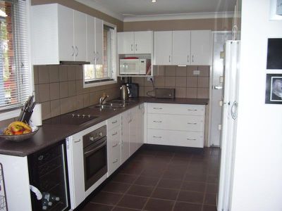 13 Asquith Ave, Windermere Park