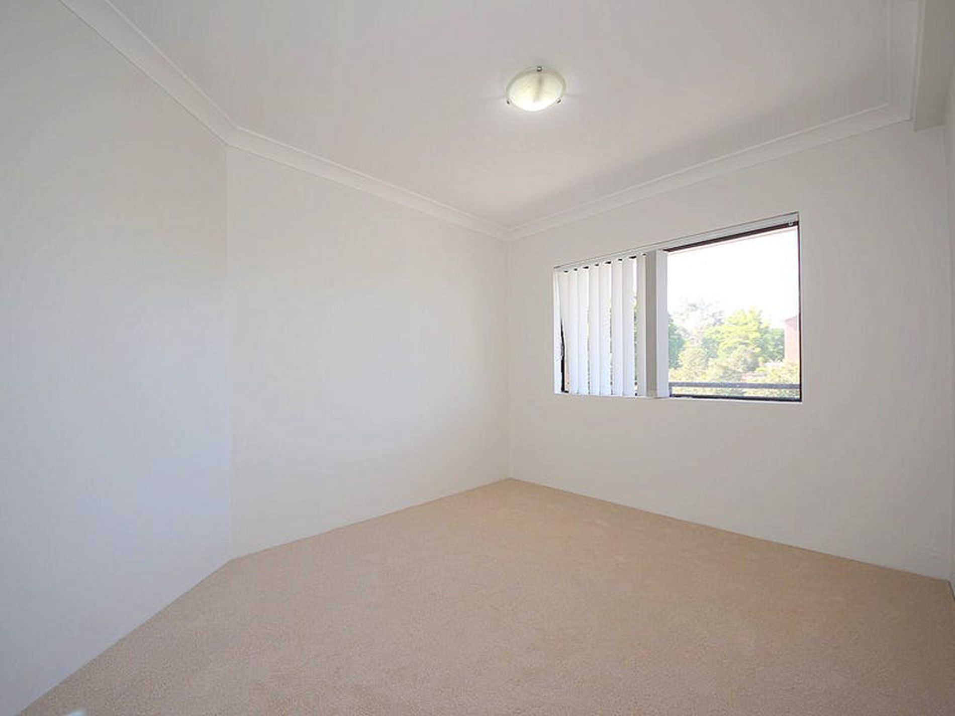 11 / 13 Gordon Street, Bankstown