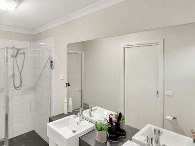 12 Muster Street, Manor Lakes