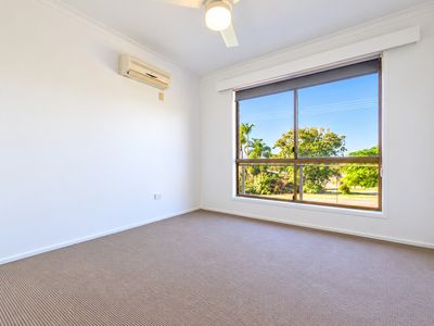 1  Boult Court, Clinton