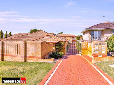 4 / 98 Wattle Street, Tuart Hill