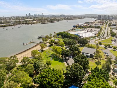 10414 / 320 MacArthur Avenue, Hamilton