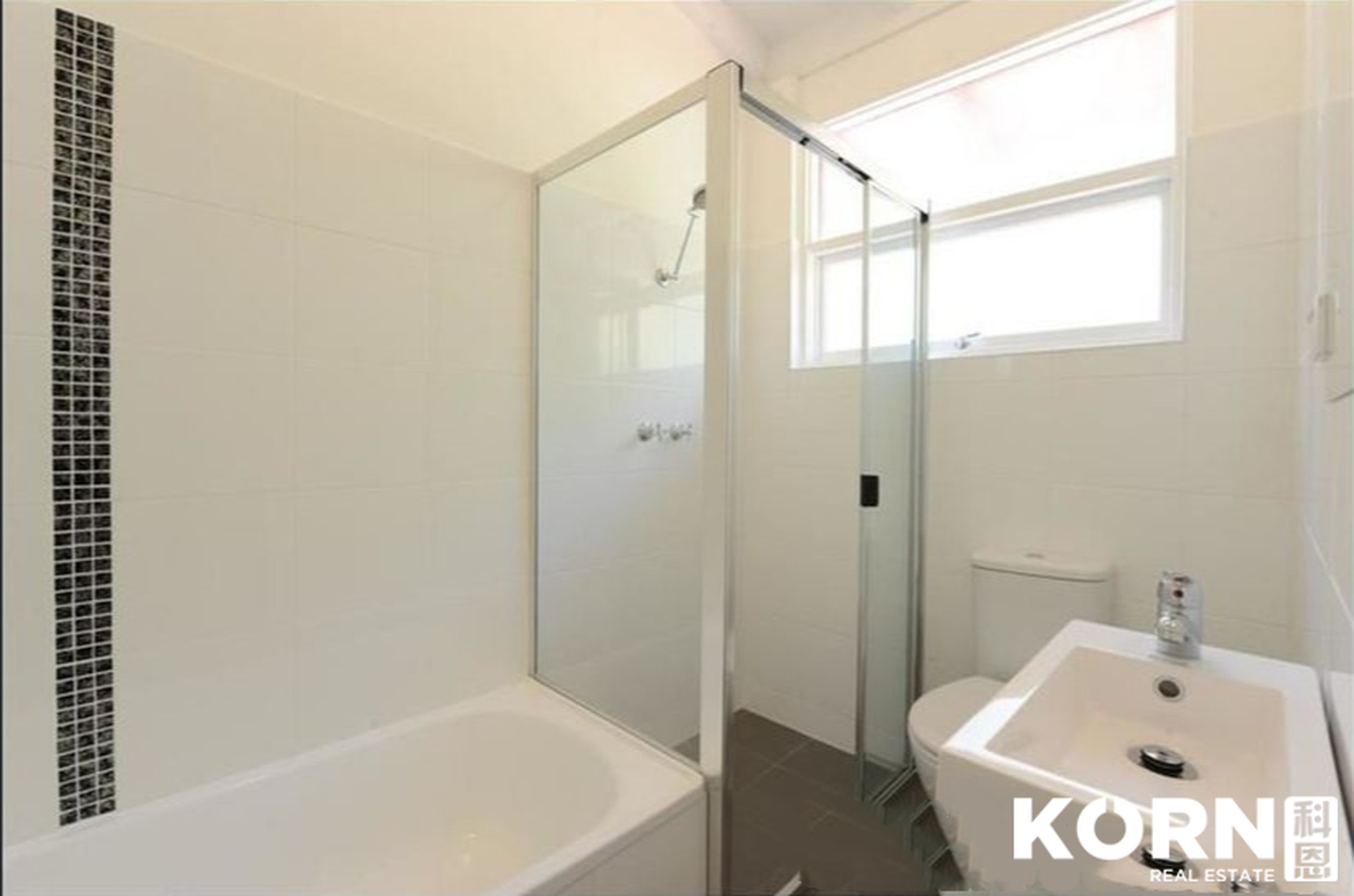 2 / 1 Carey Street , Magill