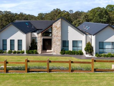 8 Green Hills Drive, Silverdale