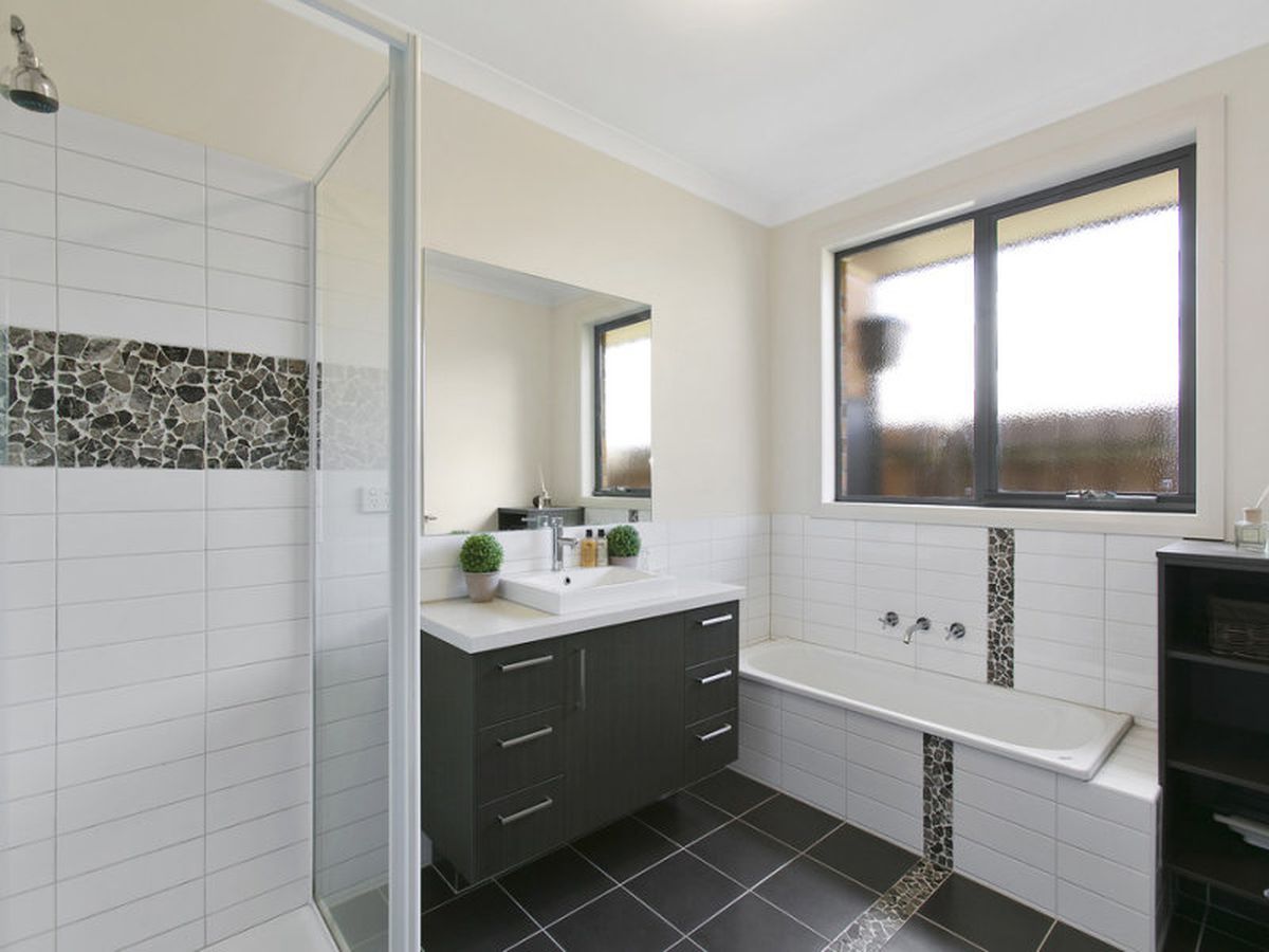 2 / 12 Studley Street, Mulgrave