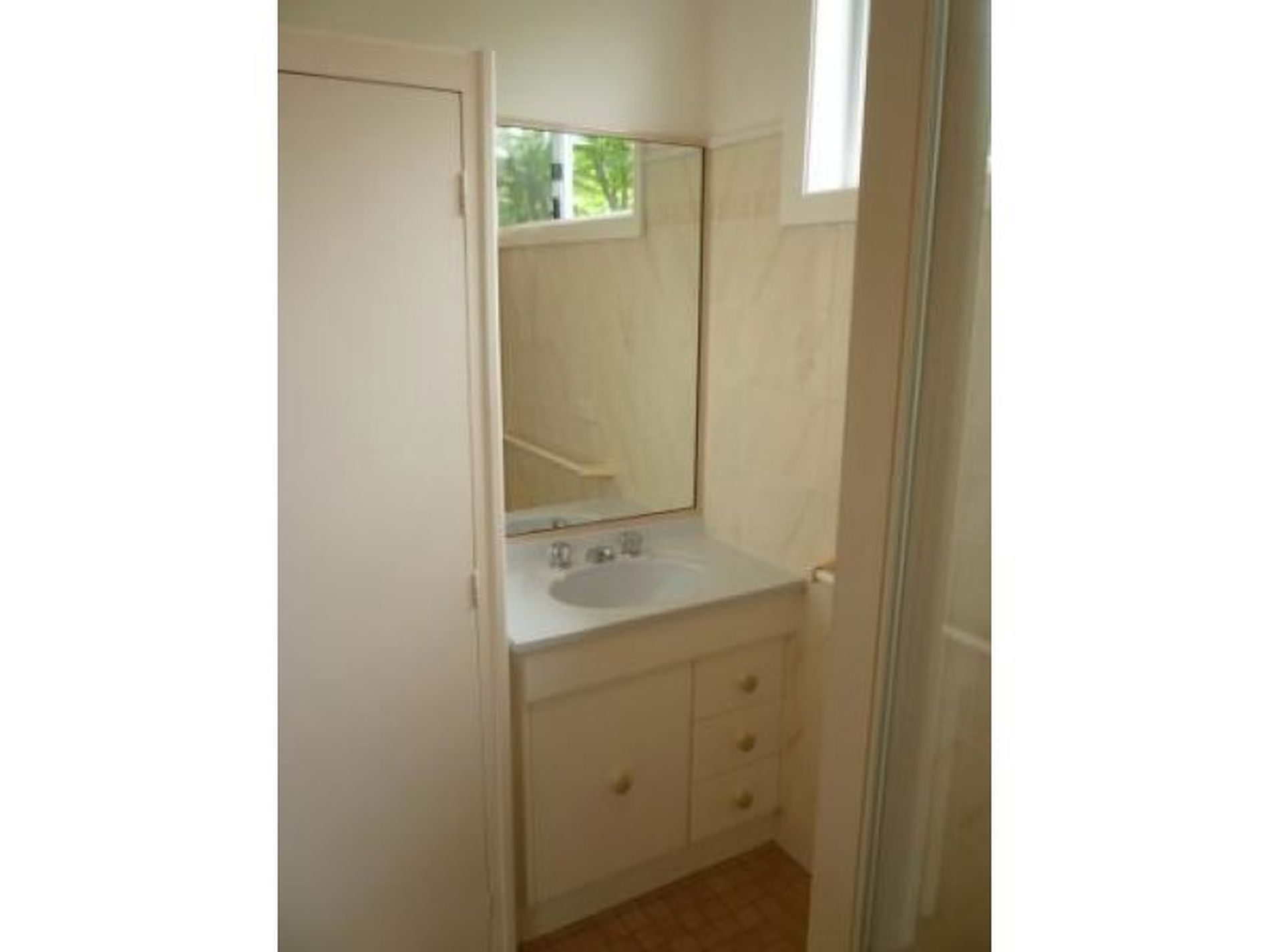 2 Osrick Ave, Ulladulla