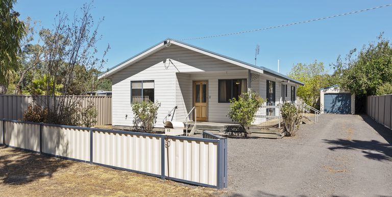 80 Birkett Street , Euroa