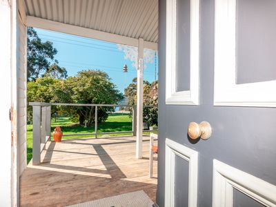 6 Phillips Road, Cairns Bay