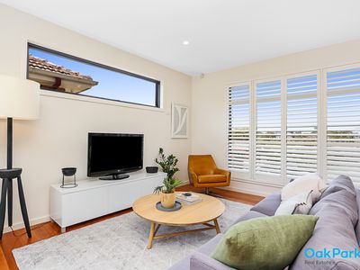 1 / 9 Arnold Court, Pascoe Vale