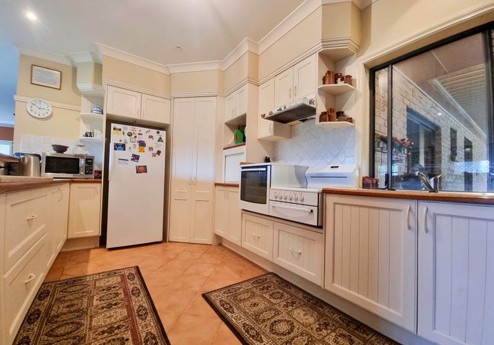 27 Dog Trap Lane, Orange