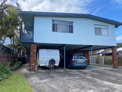 2 / 27 Ocean Street, Windang