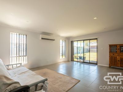 22 Claret Ash Drive, Guyra