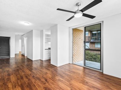 2 / 24 Lima St, Auchenflower