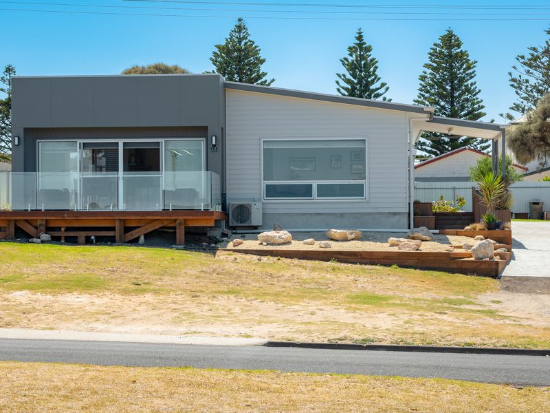 12 Chambers Street , Beachport