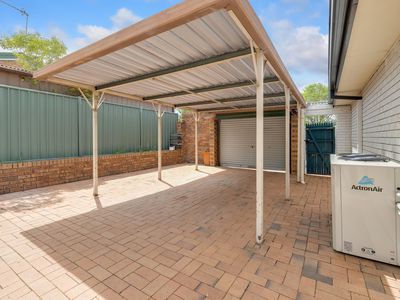 7 Curnow Place, Chisholm