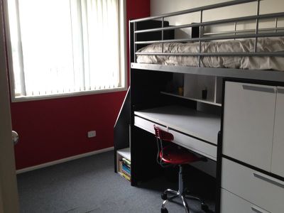 1 / 63 Parkes Street, Oak Flats