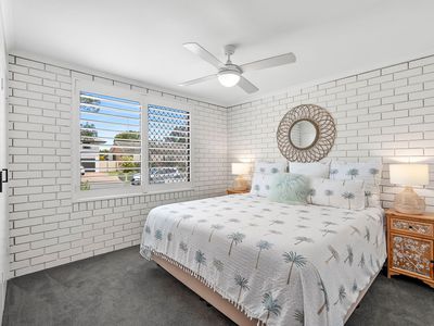 1 / 18 Jacaranda Avenue, Tweed Heads West