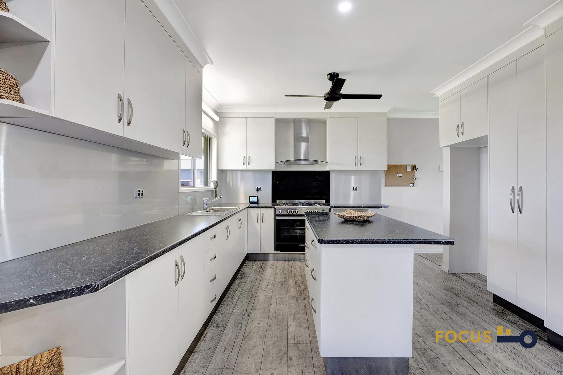 12 Mooreland St, Bakers Creek