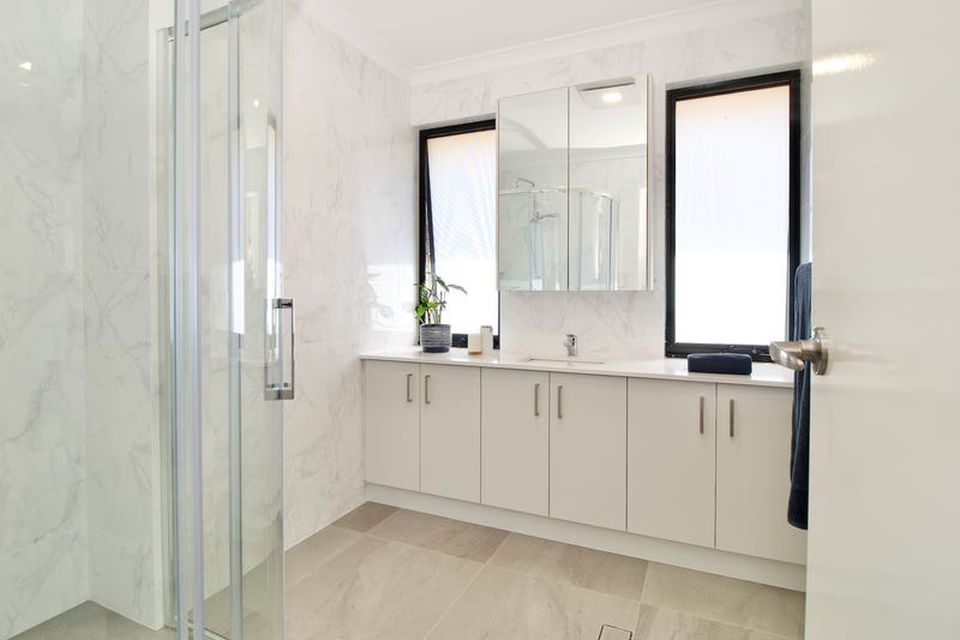 27 Holcombe Road , Warnbro