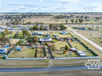 9 Short Street, Deepwater