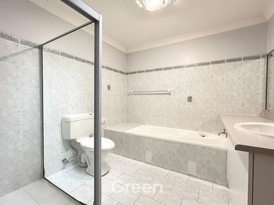 4 / 235-241 Windsor Road, Northmead