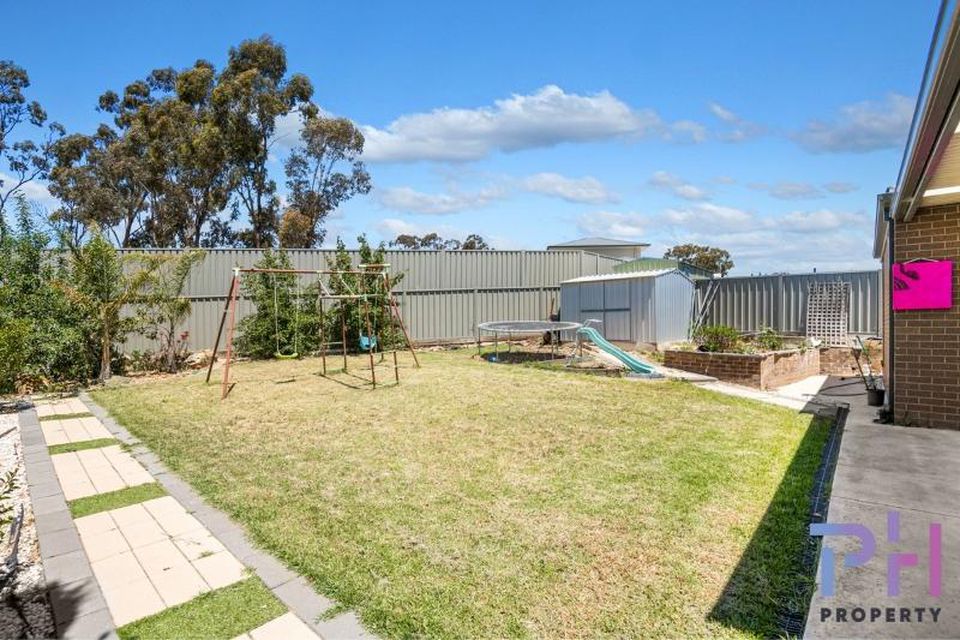 57 Norelle Crescent, Golden Square