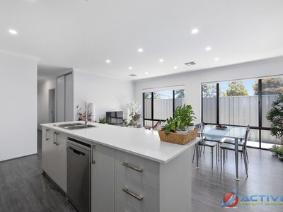 76 Wisteria Parade, Edgewater