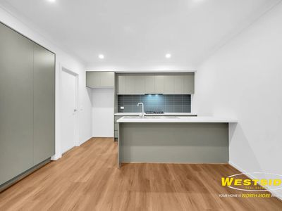 4 / 3 Rosso Drive, Tarneit
