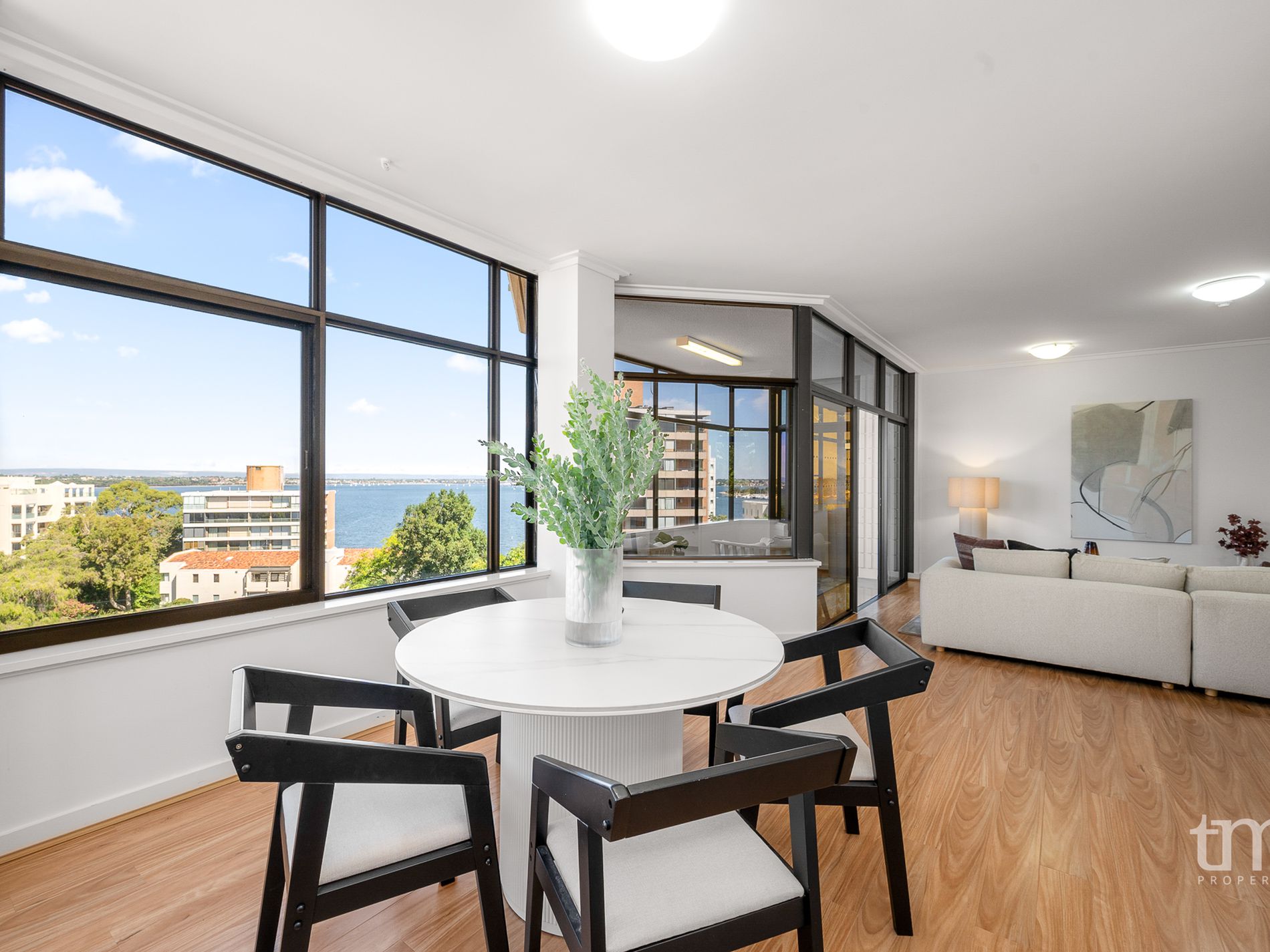 3E / 21 Park Avenue, Crawley