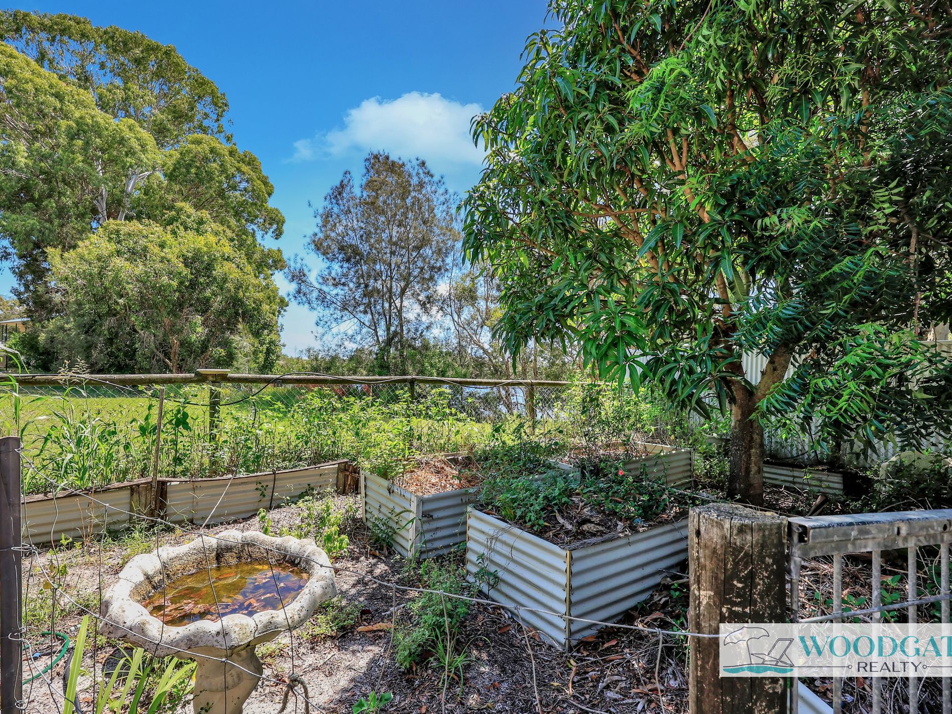 27 Coral Sea Dr, Woodgate