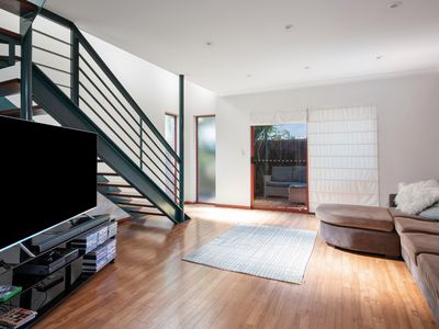 3 / 29 Collins Street, Piccadilly