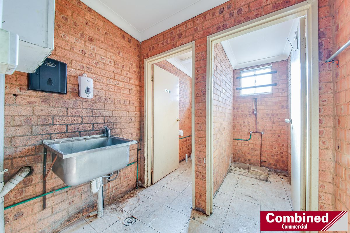 1 Grahams Hill Road, Narellan