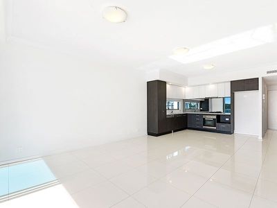 3208 / 25-31 East Quay Drive, Biggera Waters