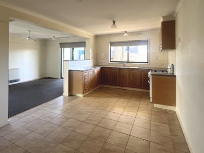 2 / 16 Victoria Street, Doncaster
