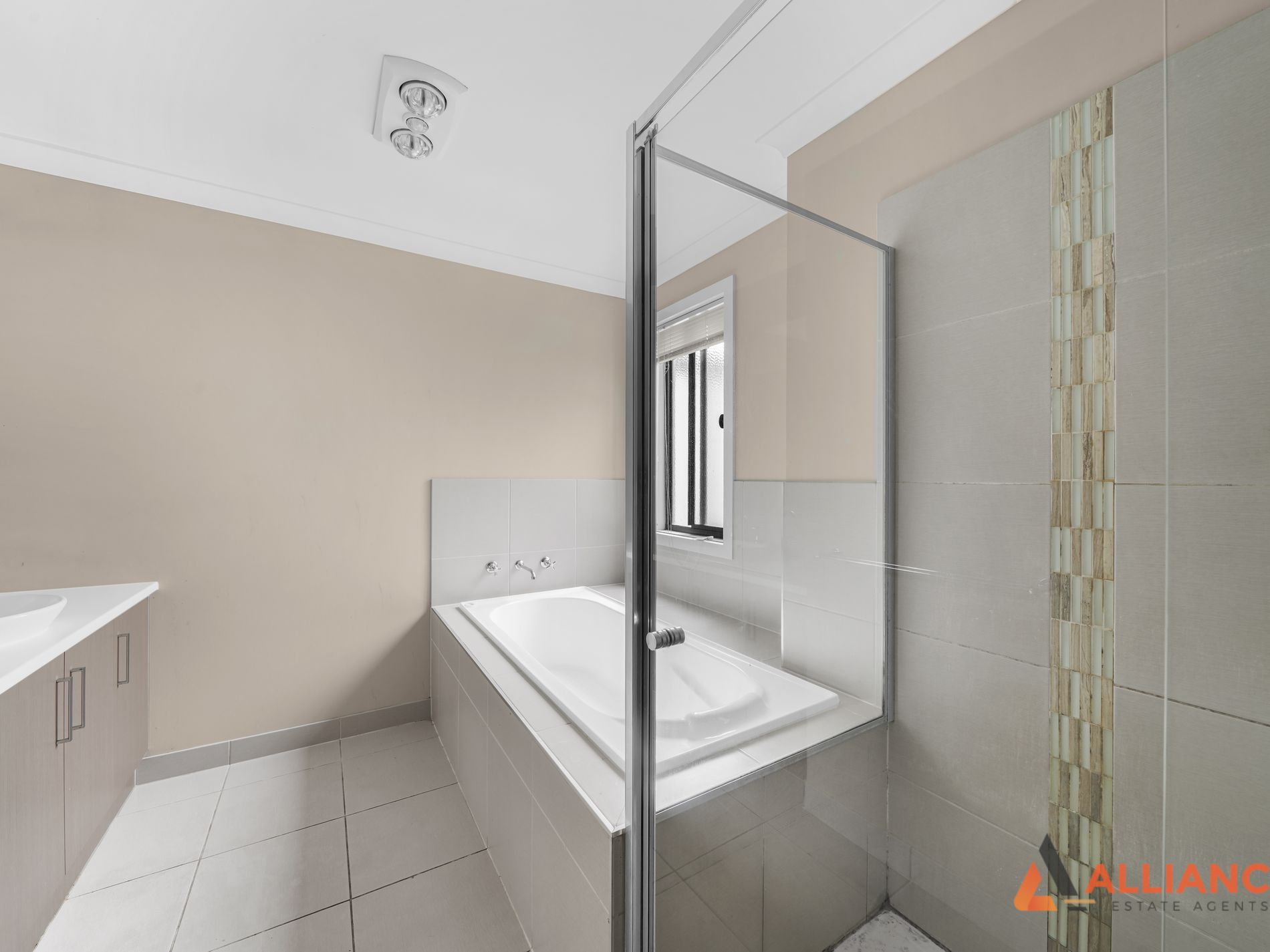 16 LEVENS LANE, Mernda