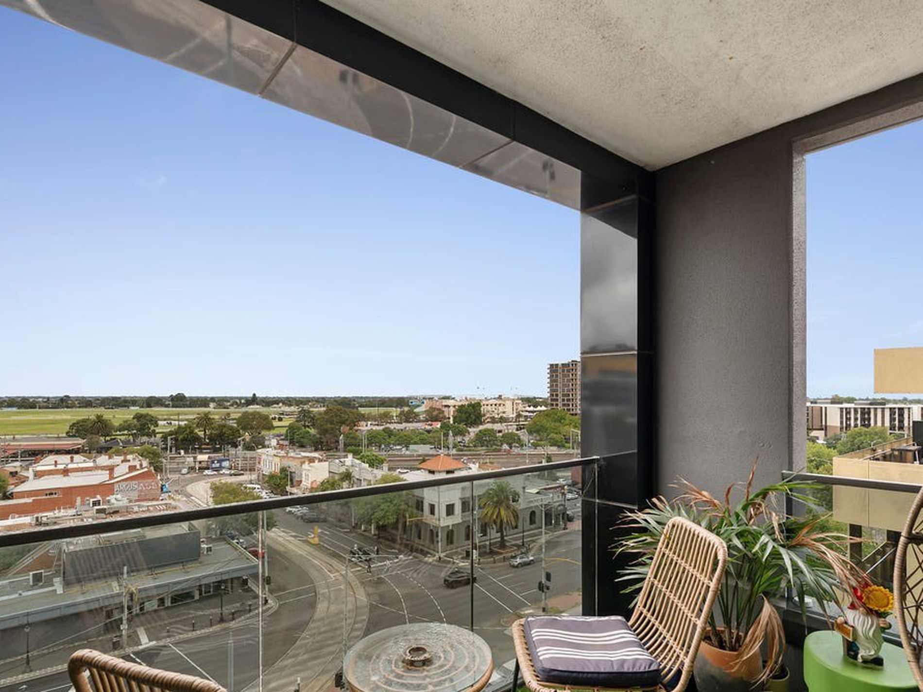 704a / 1 Finch Street, Malvern East