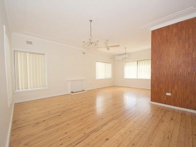 67 Welfare Avenue South, Narwee