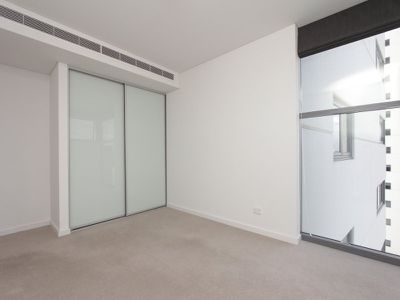 705 / 21 Bow River, Burswood