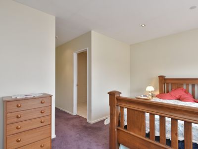 12 Lowe Street, Addington