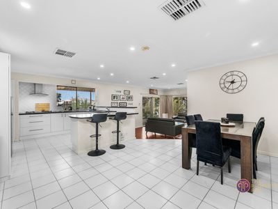 15 Sunset Grove, Canning Vale