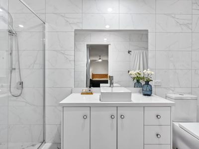 16 Skylark Court, Lara