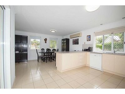 2 Woodlot Rise, Tewantin