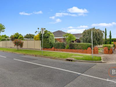639 Moreland Road, Pascoe Vale South