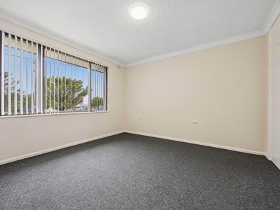 1 / 18 Southbar Road, Karabar