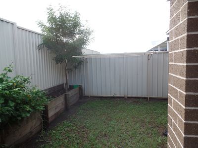 30 Affleck Gardens, Middleton Grange